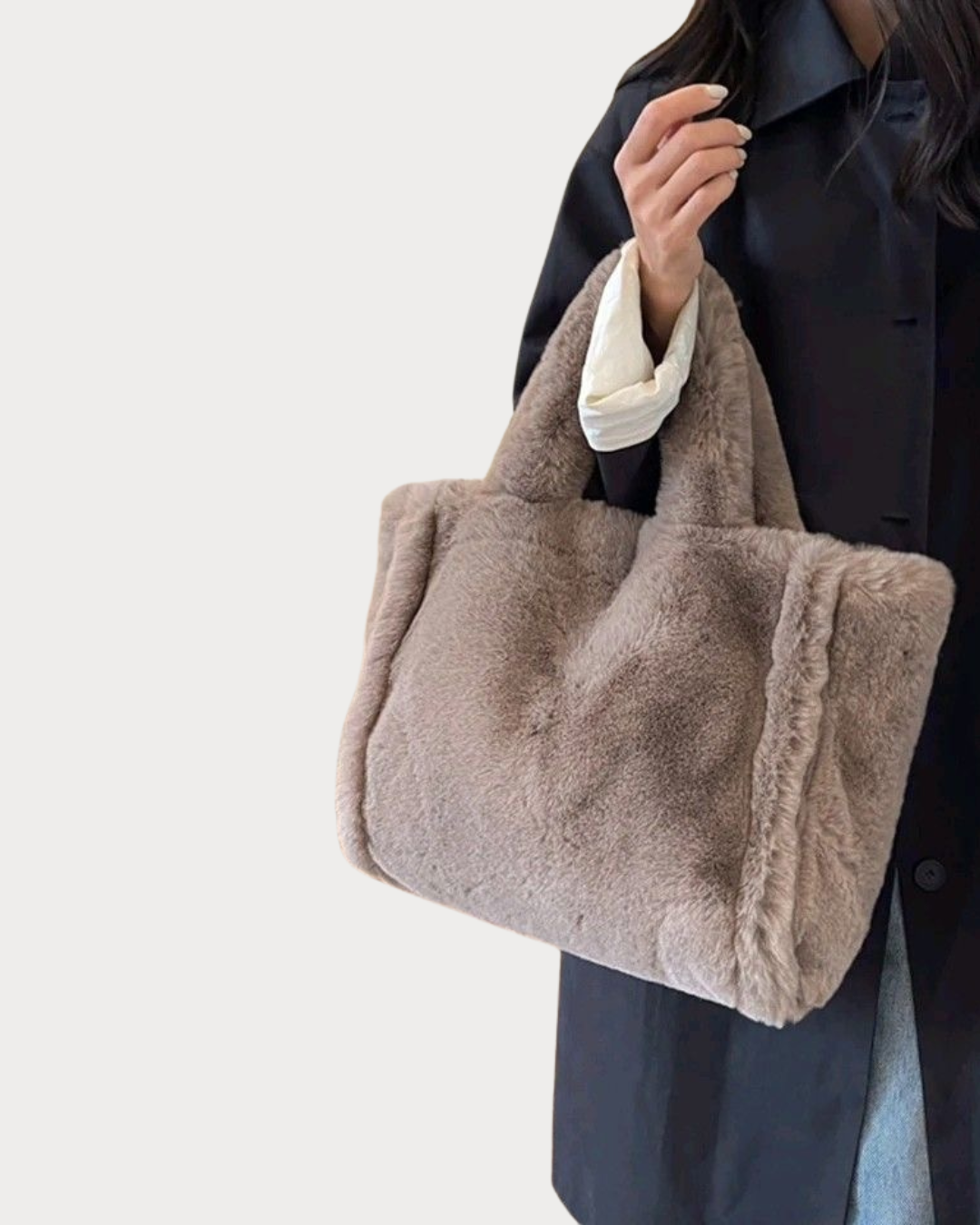 Maxi Fluffy Shopper aus Kunstfell